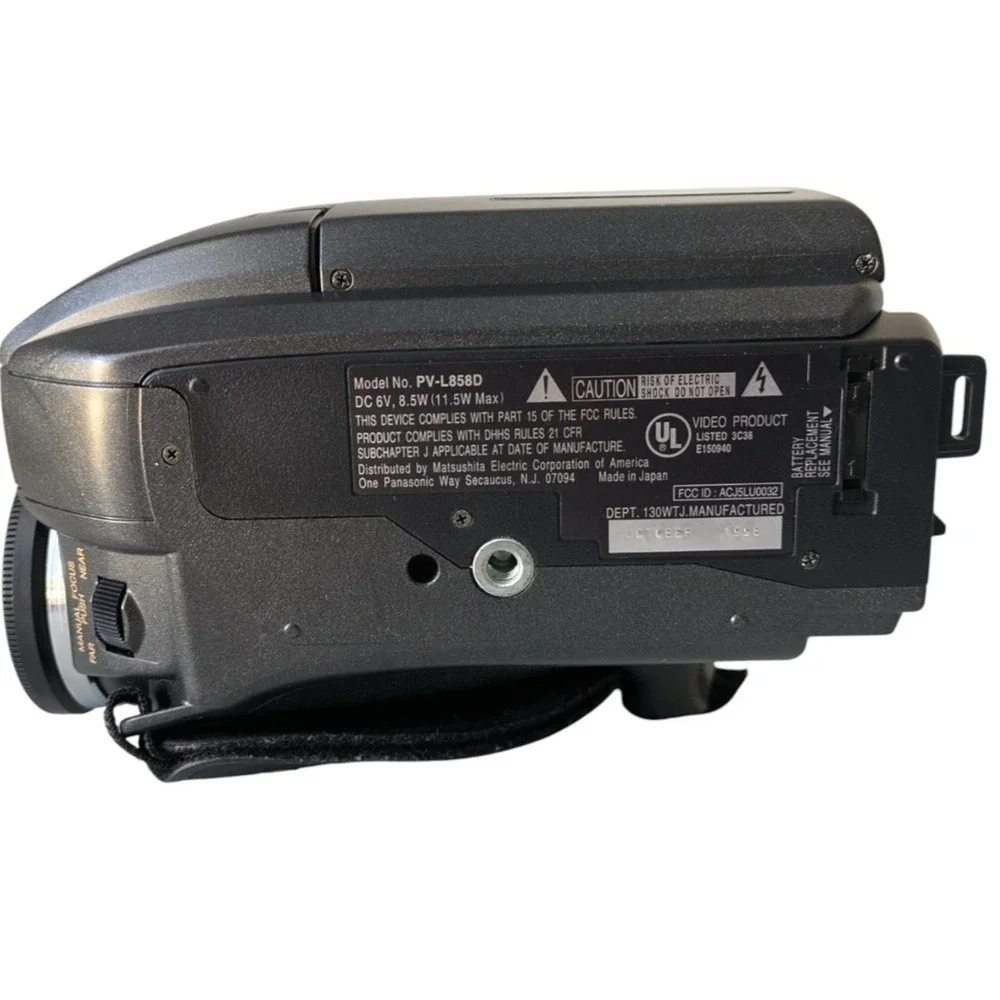 Panasonic PV-L858D Palmcorder PalmSight VHS-C Camcorder For Parts Very Clean